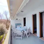 Apartment In 45631